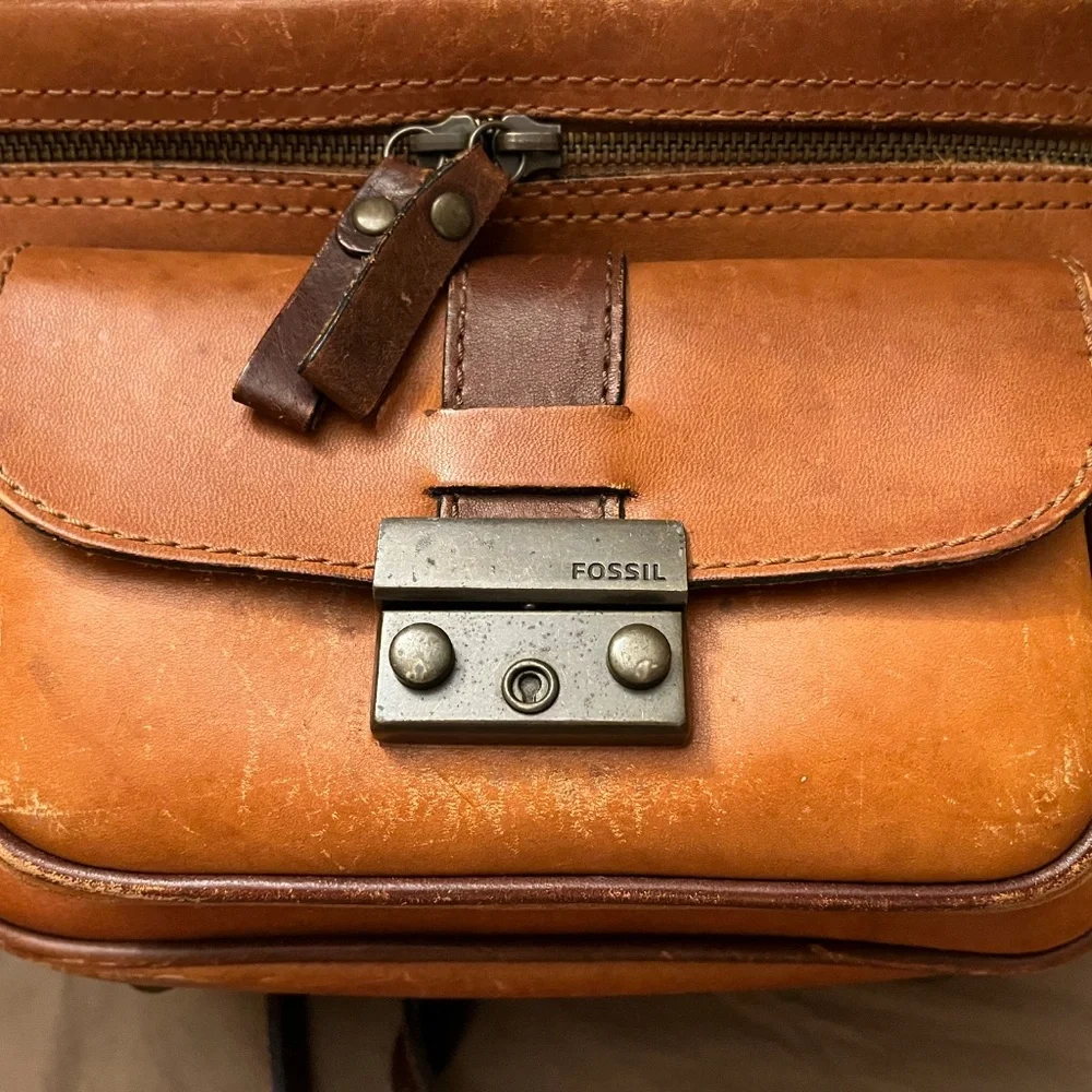 Vintage Fossil Brown Leather Crossbody Camera Box Bag Purse - Picture 2 of 8